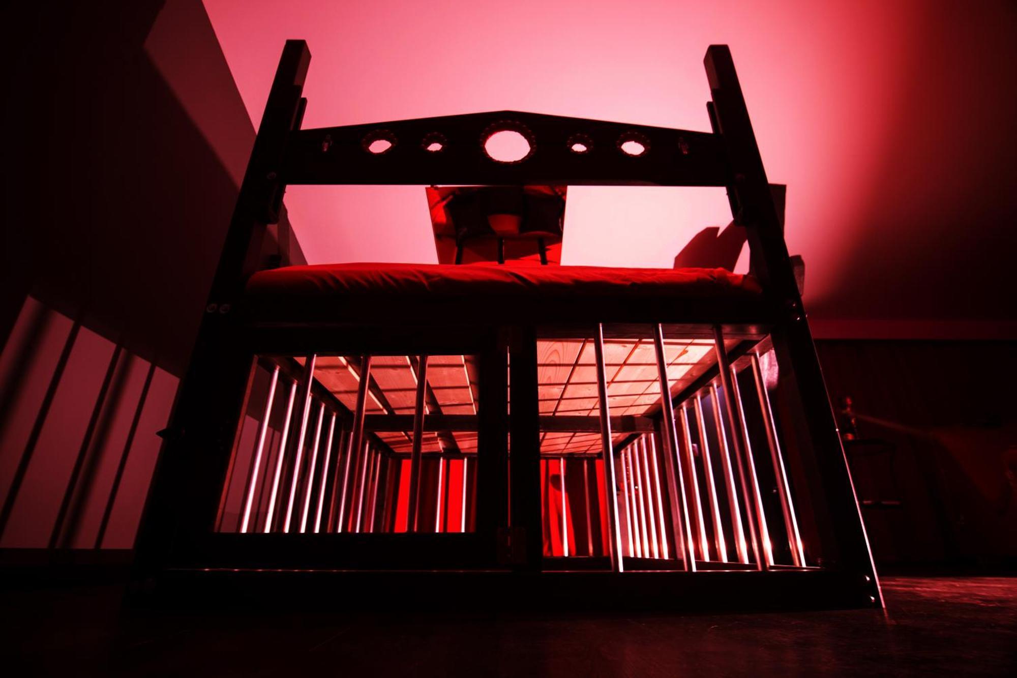 Red Palace Bdsm *